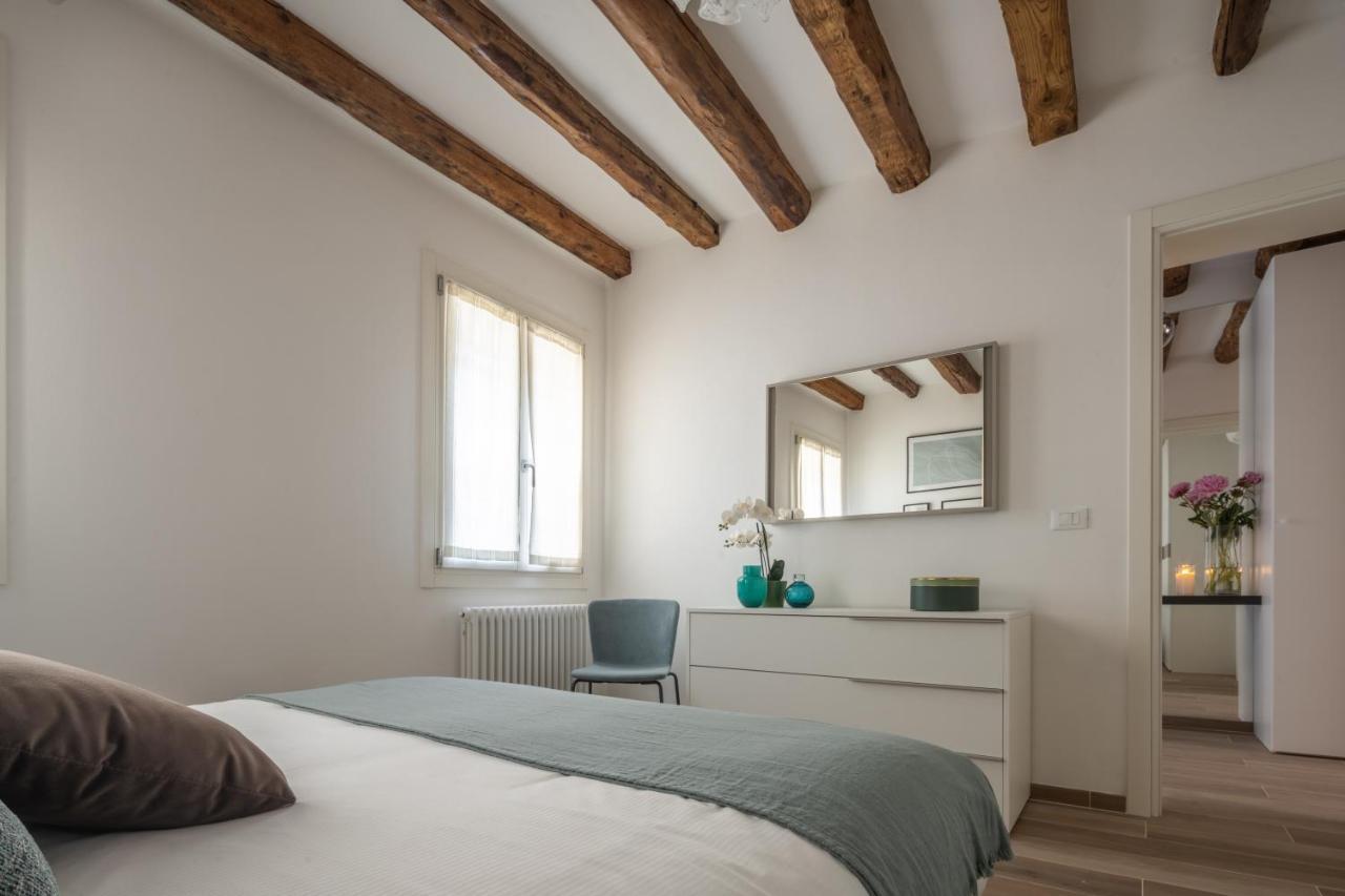 San Giacomo Dall'Orio Garden Apartment R&R เวนิส ภายนอก รูปภาพ