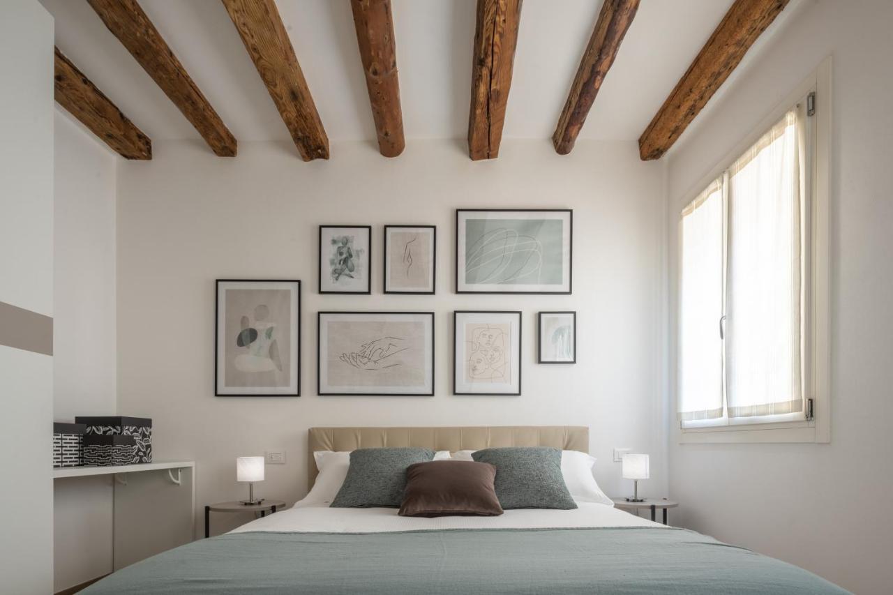 San Giacomo Dall'Orio Garden Apartment R&R เวนิส ภายนอก รูปภาพ