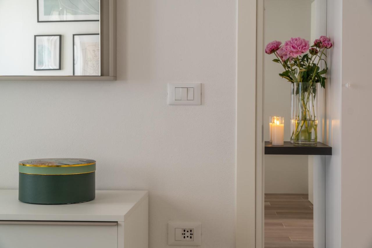 San Giacomo Dall'Orio Garden Apartment R&R เวนิส ภายนอก รูปภาพ